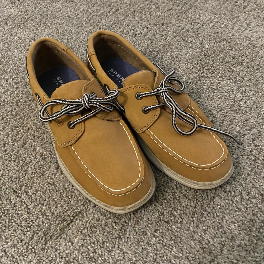 Boys Sperry’s
